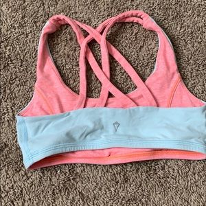Sports bra